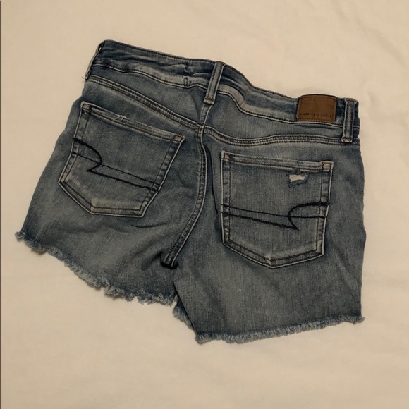 Shorts - Picture 2 of 3